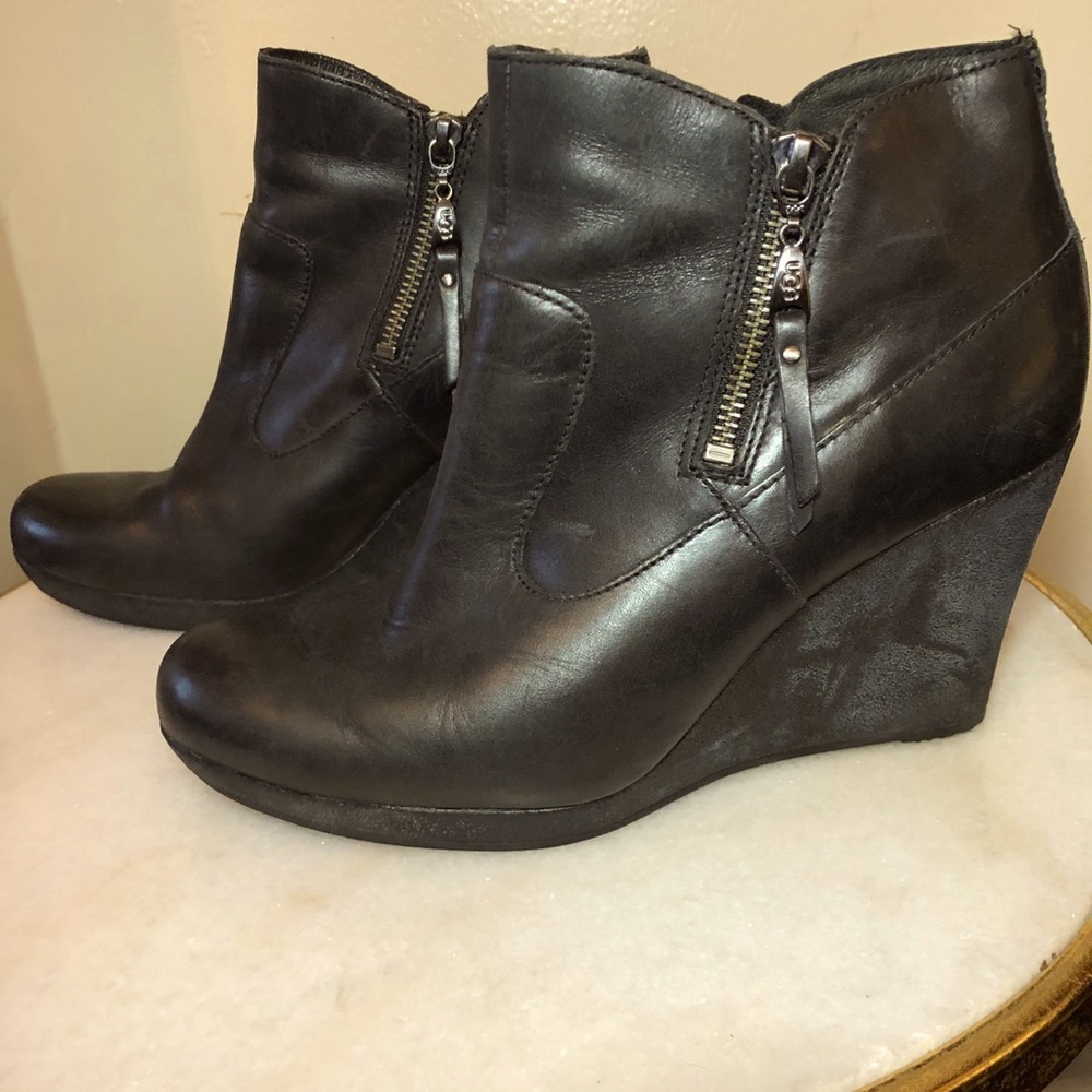 UGG wedge black boots size 8